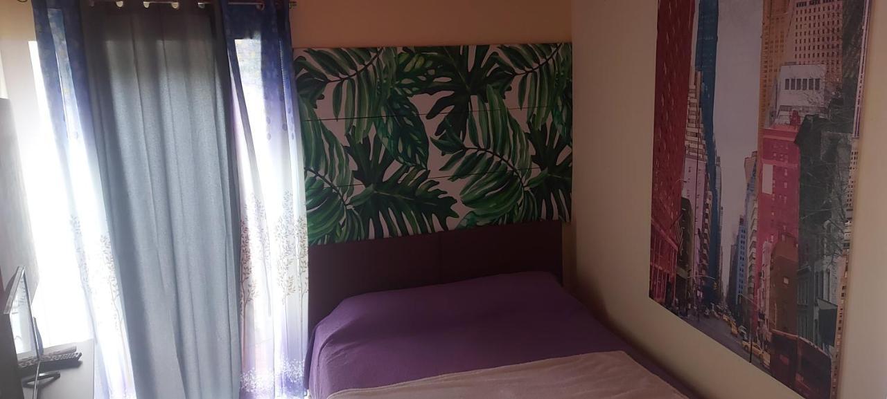 Stanza In Villa Con Giardino Con Box Doccia Idromassaggio Rent A Car Aci Bonaccorsi Luaran gambar